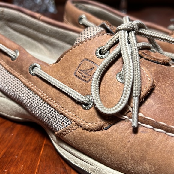 Speery Top-Sider. Womens size 9. - Picture 2 of 11